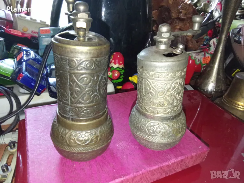 Две турски машини за меляне на подправки , снимка 1