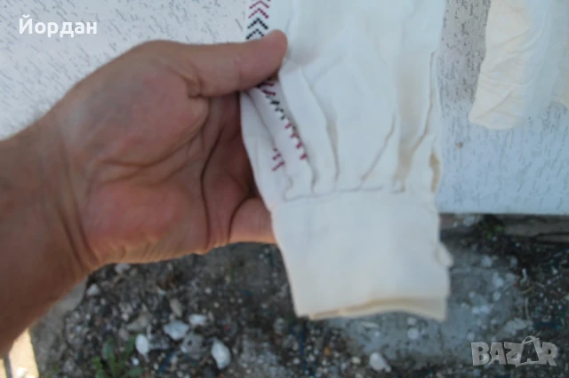 Детска риза от народна носия с бродерия, снимка 14 - Антикварни и старинни предмети - 50523966