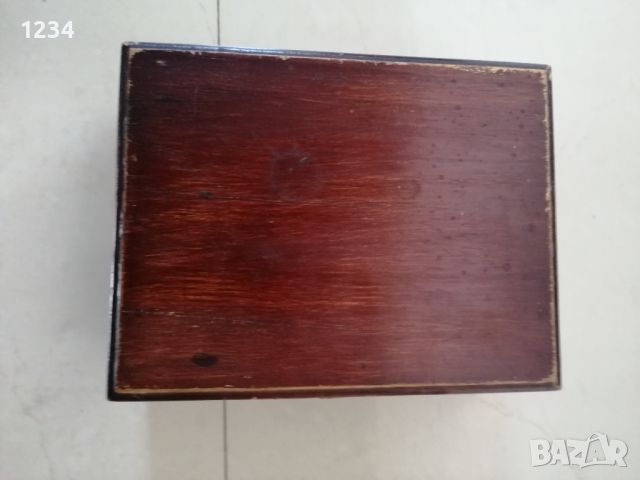 Дървена кутия 18 х 14 h 7 см. , снимка 2 - Други стоки за дома - 46418900