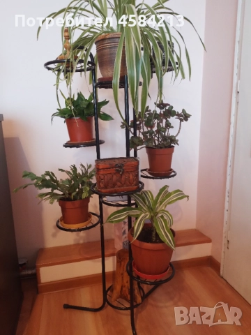 Метална поставка за 11 саксии – стилна и практична , снимка 1