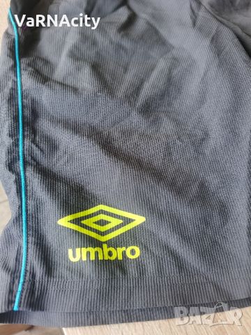 UMBRO size L , снимка 2 - Спортни дрехи, екипи - 46802705