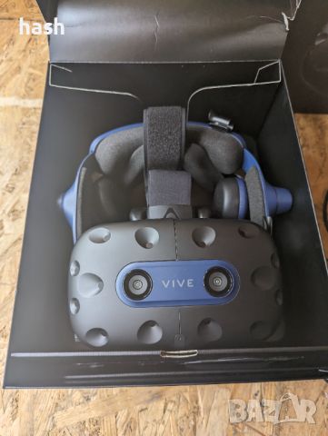 HTC Vive Pro 2 VR Headset, с дефект, снимка 2 - Друга електроника - 46054431