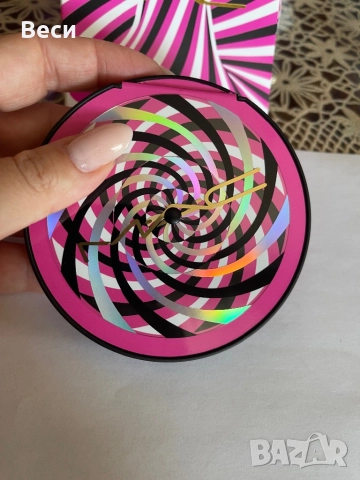 Палитра на MAC , снимка 4 - Декоративна козметика - 51821577