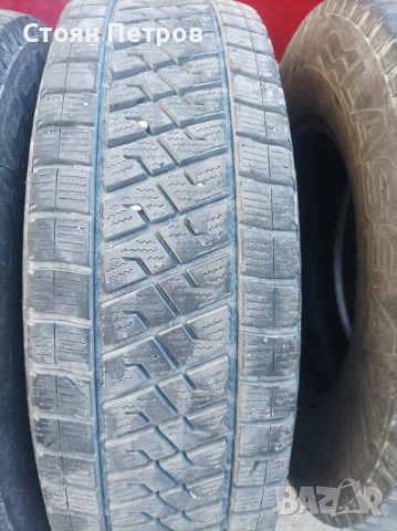 Зимни гуми LASSA 225/75/16С за бус, снимка 3 - Гуми и джанти - 52252529