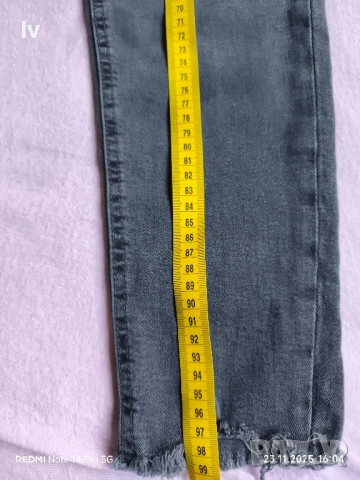 Дамски дънки PULL & BEAR , снимка 7 - Дънки - 52512566