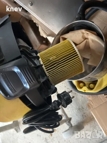 Прахосмукачка karcher we 3.300 M, снимка 3 - Прахосмукачки - 47031388