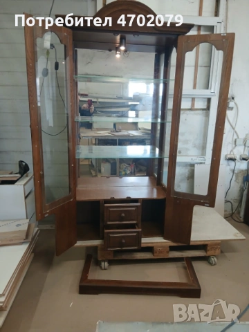 Старинна витрина, снимка 6 - Антикварни и старинни предмети - 53022115