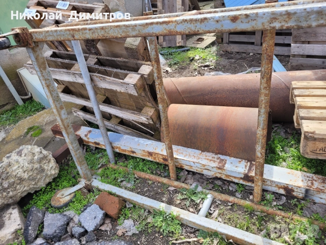 Продавам 4 броя основи на метално скеле Количка, снимка 3 - Други - 53689003