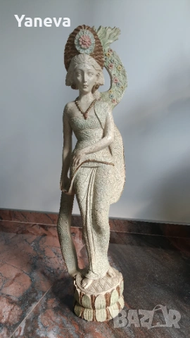 Балийска танцьорка в традиционни одежди. , снимка 3 - Статуетки - 53989268