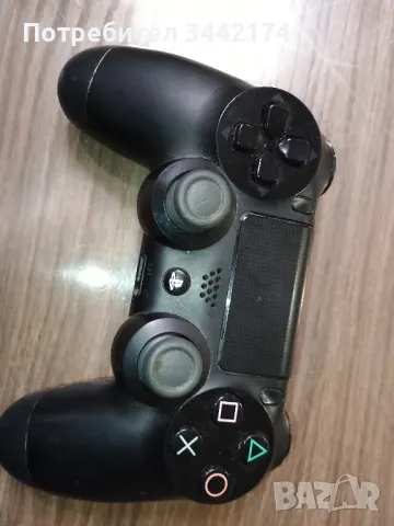 Контролер Dualshock 4/DS4, снимка 2 - Аксесоари - 47516084