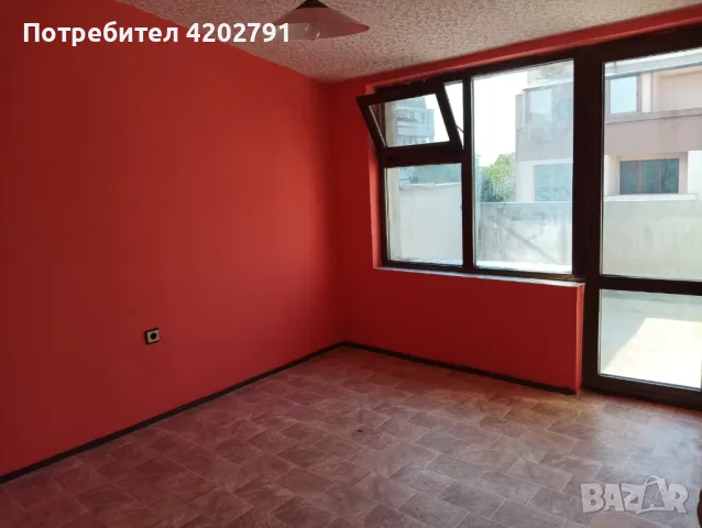 Продавам 3- стаен с лицев гараж включен в цената, снимка 2 - Aпартаменти - 46926350