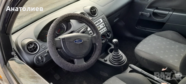 Ford Fiesta 1.3 , снимка 8 - Автомобили и джипове - 52745734