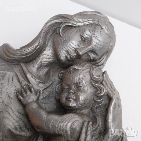 ТОП ОФЕРТА   Барелеф майка с дете  , снимка 2 - Антикварни и старинни предмети - 52367209