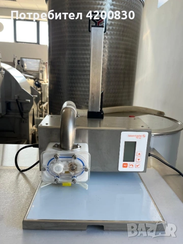 Машина за бутилиране на мед Nassenheider Fill Up, снимка 3 - Други машини и части - 53810586