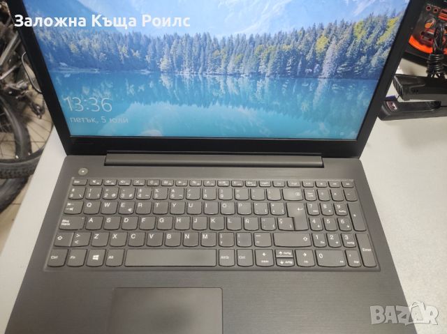 Лаптоп Lenovo V130-15IKB    4GB ram Intel Celeron 1.8GHz, снимка 3 - Лаптопи за работа - 46481130