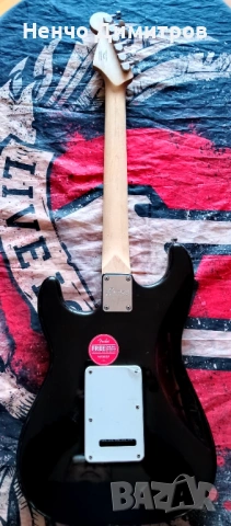 Електрическа китара SQUIER Sonic Stratocaster HSS Indonesia, снимка 6 - Китари - 53701374