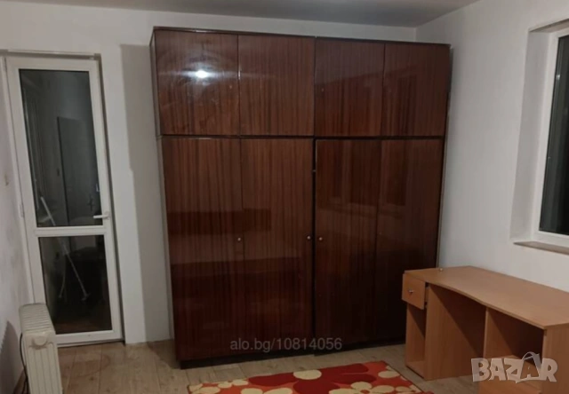 Стар гардероб от 90-те 