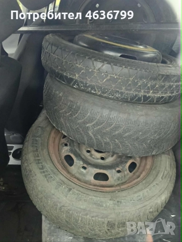 Продавам VW Polo 1.4 бензин/газ 2004г. плюс  8 зимни и летни гуми и 4 джанти. Цена 3500лв., снимка 5 - Автомобили и джипове - 52772872