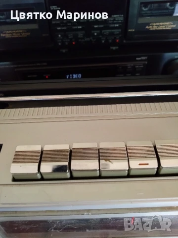 Радио касетофон Hitachi trk 8110e, снимка 7 - Радиокасетофони, транзистори - 51430592