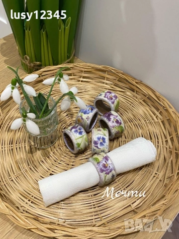 Комплект шест пръстени за салфетки с теменужки! 💜💚💜, снимка 2 - Прибори за хранене, готвене и сервиране - 53196387