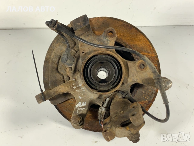 Преден десен шенкел главина Нисан Терано 2 Preden desen shenkel glavina Nissan Terrano II Facelift, снимка 2 - Части - 53285048