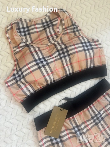 Дамски сет Burberry , снимка 5 - Комплекти - 54254839