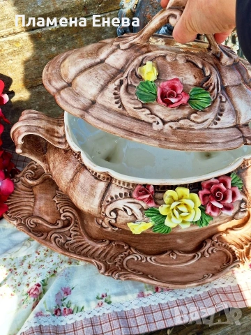 Италиански комплект от Bassano Italy терин, плато и черпак , снимка 5 - Антикварни и старинни предмети - 53744885