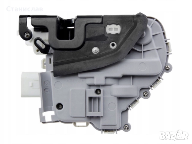 Брава за предна лява врата за Audi A3 8V, снимка 4 - Части - 52301032