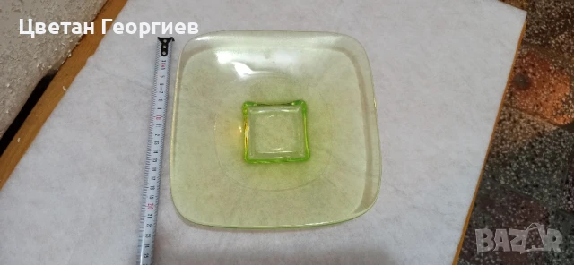 фруктиера от ураново стъкло