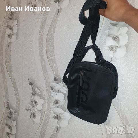 HUGO BOSS  мъжка репортерска чантичка / чанта , снимка 5 - Чанти - 45673954