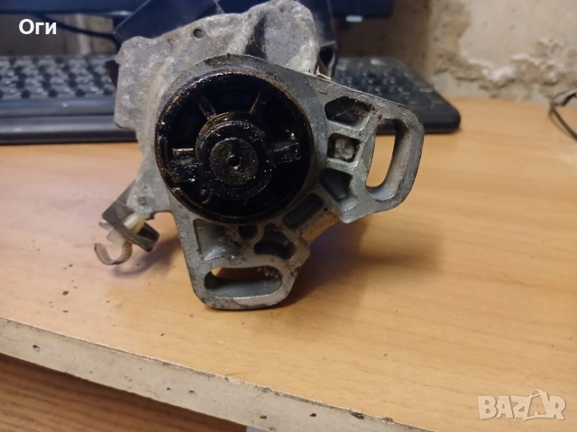 Делко за Мазда 323 T2T60671, снимка 2 - Части - 53574637