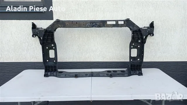 Дебелачка за преден панел Kia Sportage година 2016 2017 2018 2019 2020 2021 