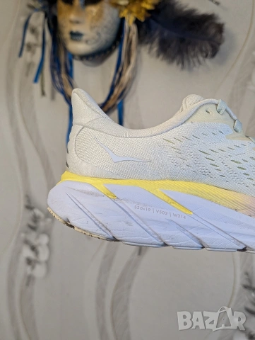 маратонки HOKA ONE ONE CLIFTON 8 номер 40, снимка 4 - Маратонки - 49067759