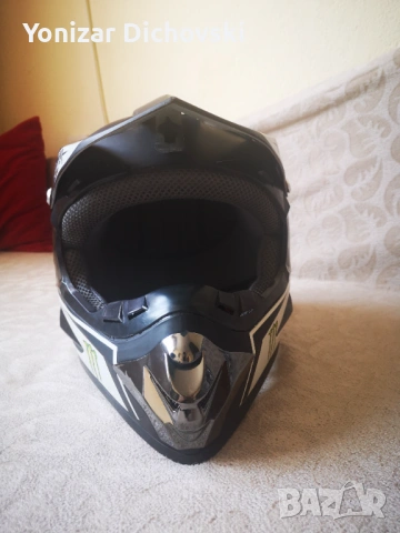 Продавам каска, снимка 6 - Спортна екипировка - 53847294