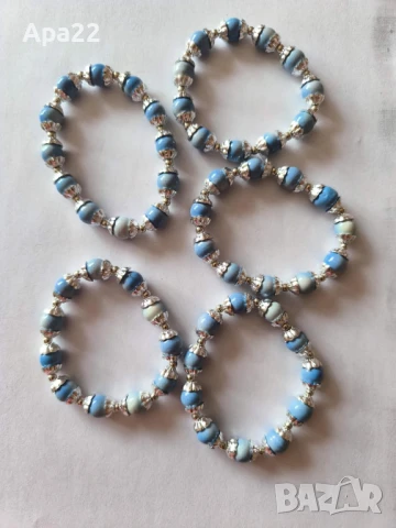 Продавам гривни с мъниста -ластични, снимка 4 - Гривни - 51005157