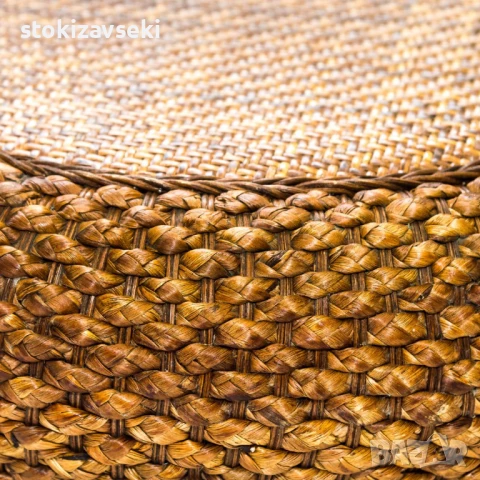 Табуретка в кафяв цвят, снимка 2 - Дивани и мека мебел - 51236450