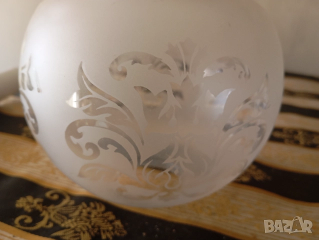 Шест стъкла за полилей,лампа комплект, снимка 3 - Полилеи - 52254908