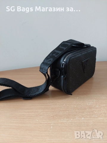 Guess дамска чанта през рамо код 133, снимка 9 - Чанти - 39836531