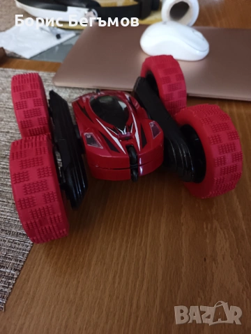 Количка RC Stunt Car, снимка 4 - Коли, камиони, мотори, писти - 54198659