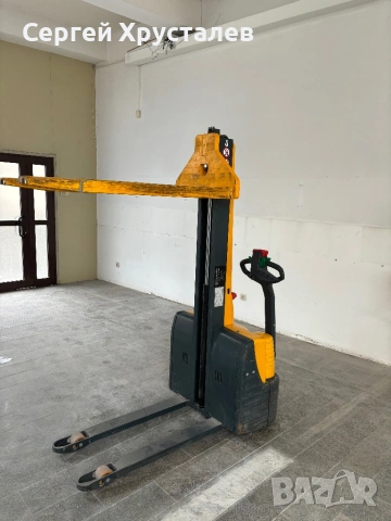 Високоповдигач Jungheinrich emc110, снимка 5 - Индустриална техника - 53243227