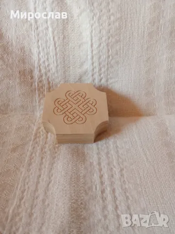 Малка кутийка за бижута "Четирите сърца".