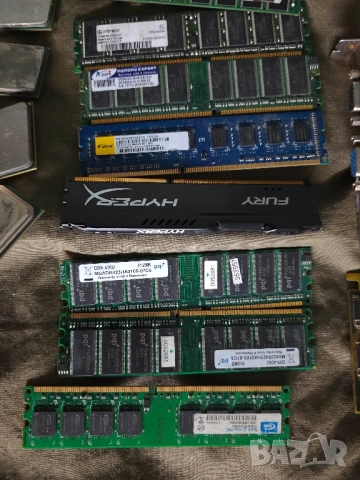 Продавам стари компютърни части, снимка 2 - Други - 51791153