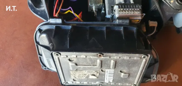 Оригинален Би Ксенонов фар за Audi A4, S4 B6,Ауди А4 С4 оборудвани рециклиран., снимка 10 - Аксесоари и консумативи - 50403759