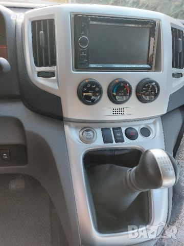 Nissan - NV 200 EVALIA , снимка 9 - Автомобили и джипове - 46200700