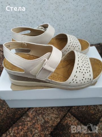 Дамски сандали на платформа , снимка 1 - Сандали - 46270198