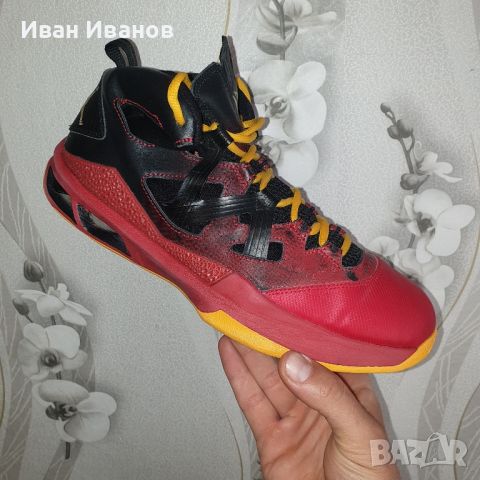 Баскетболни маратонки  JORDAN MELO M9  номер 43,5-44, снимка 2 - Маратонки - 40351689