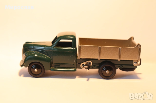 DINKY TOYS Studebaker КАМИОН САМОСВАЛ МОДЕЛ КОЛИЧКА