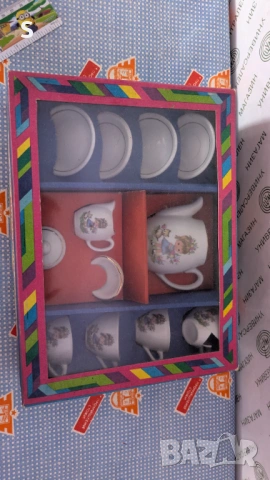 Порцеланов сервиз за кукли 