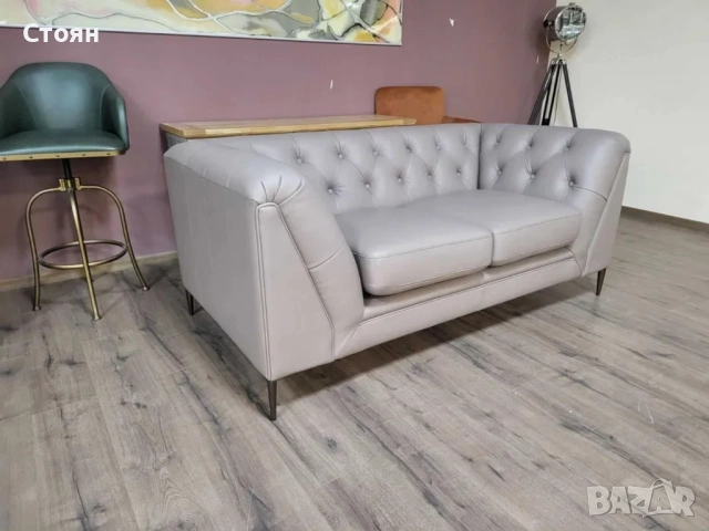 Сив кожен диван двойка тип Честърфийлд, снимка 7 - Дивани и мека мебел - 52825931