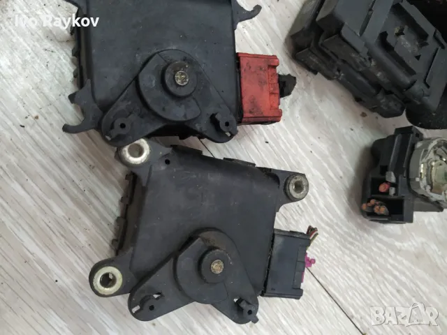 Ел клапа паrно za VW Passat 8D1820511B , 8D1820511E, снимка 6 - Части - 49730157